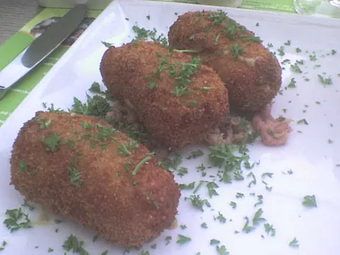 Illustration: shrimp croquettes